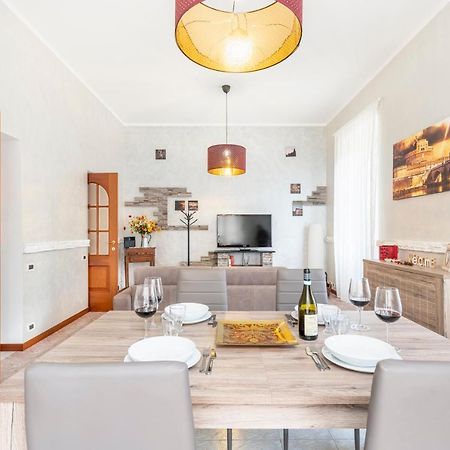 Hostly - Domus Happya - Dream In The Appia Antica Park Apartment Rome Bagian luar foto
