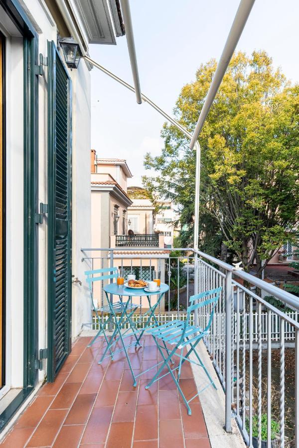 Hostly - Domus Happya - Dream In The Appia Antica Park Apartment Rome Bagian luar foto
