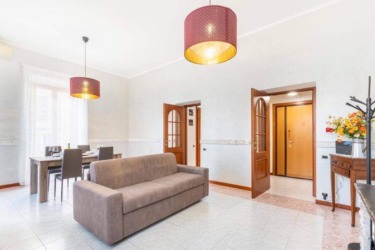 Hostly - Domus Happya - Dream In The Appia Antica Park Apartment Rome Bagian luar foto
